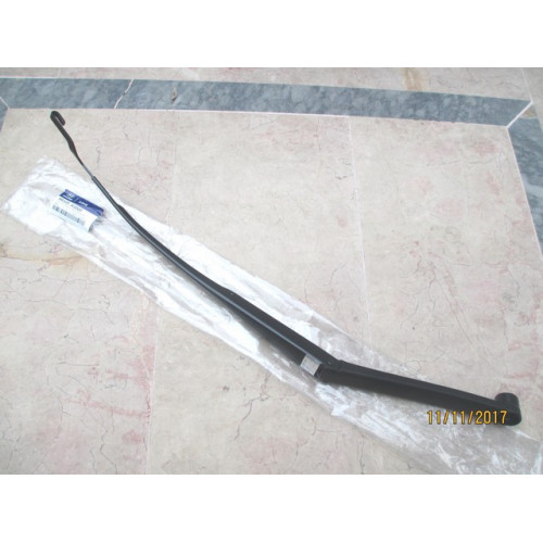 SİLECEK KOLU ÖN SAĞ HYUNDAİ İ30 2012-2016
